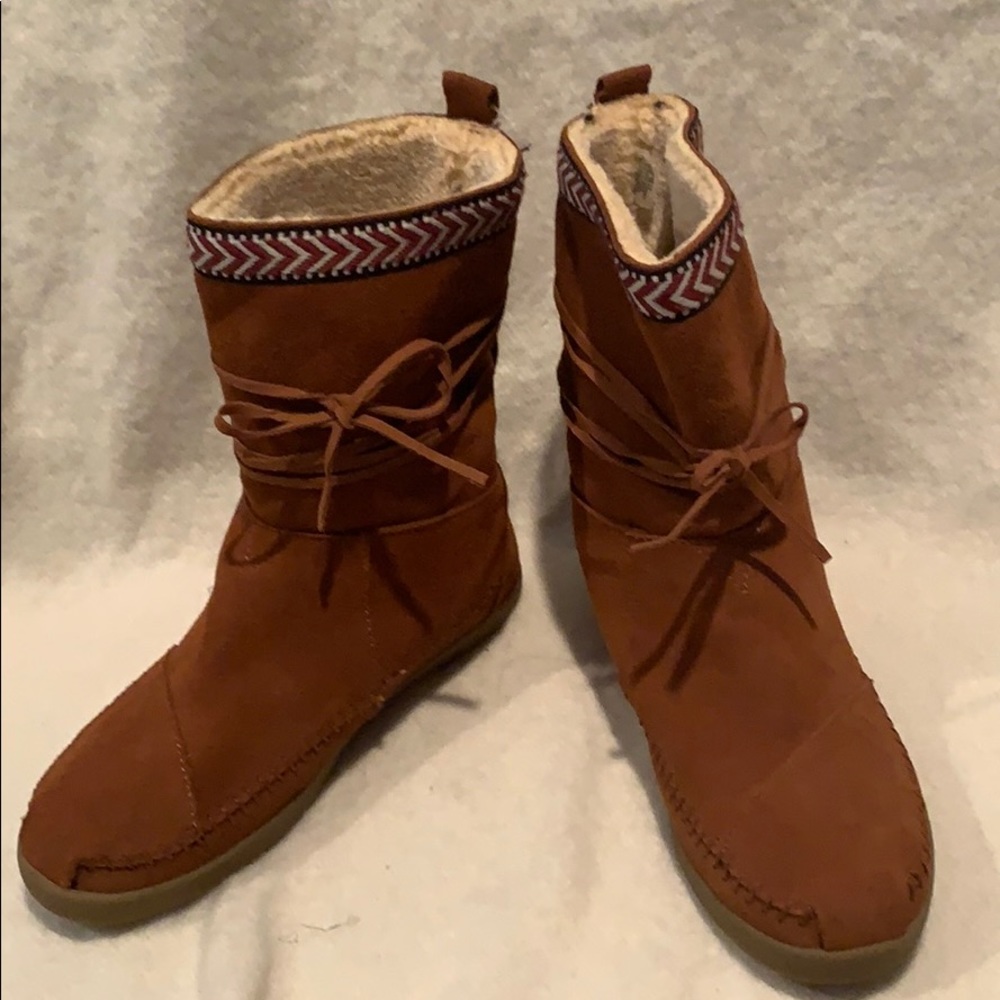 TOM’S Nepal Moccasin - Lined, Brown, Suede